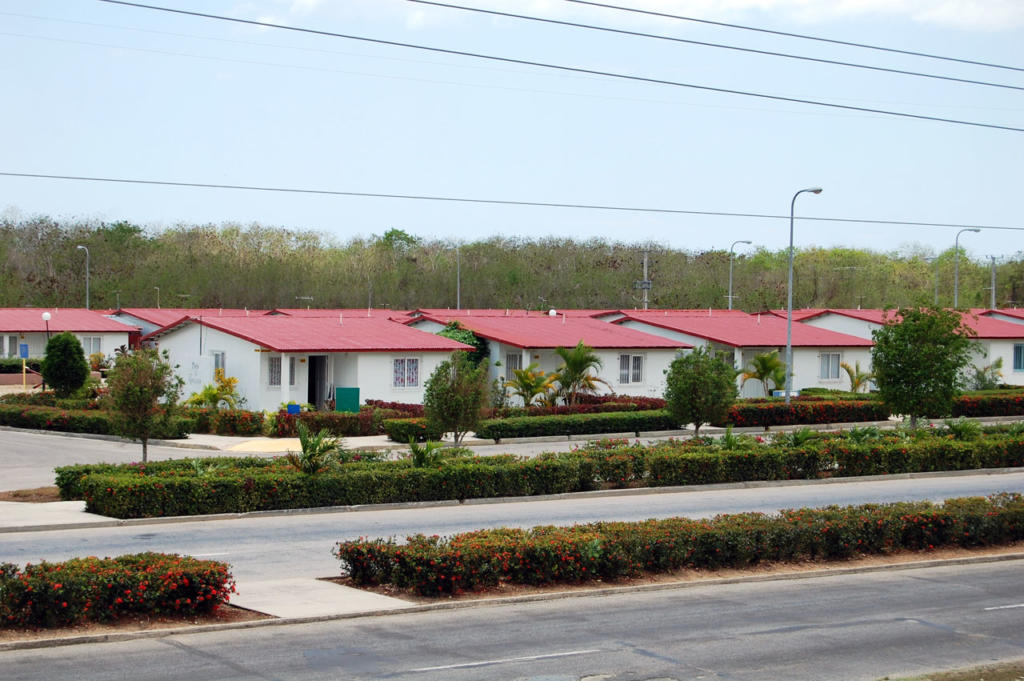 Petrocasas.