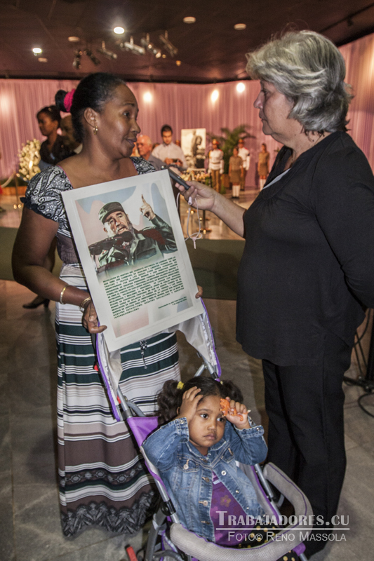 Lien Achon, farmacéutica.