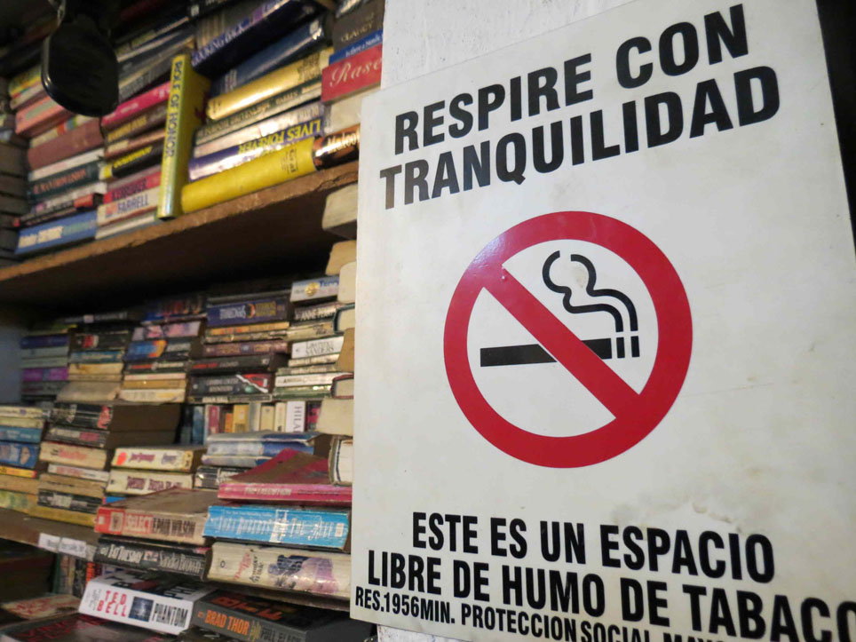 “Los cubanos saben los daños de consumir tabaco, lo que nos falta es que ese conocimiento se acompañe de medidas regulatorias efectivas y de estricto cumplimiento”, señaló la doctora Lorenzo. Foto: Rayza Medina