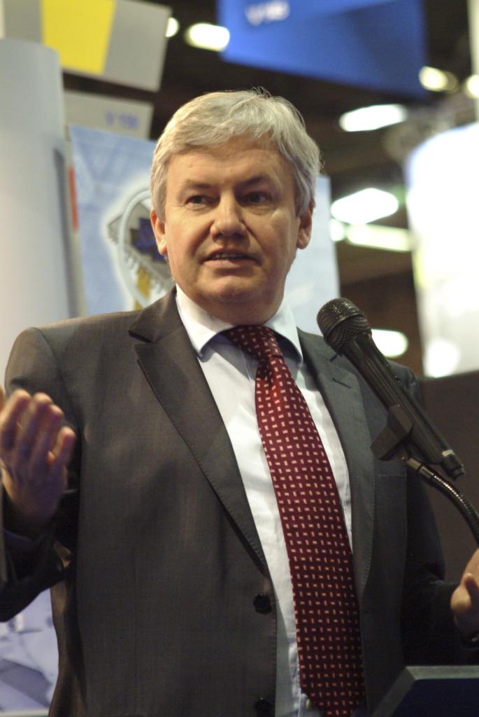 Continuaremos en permanente solidaridad con los trabajadores y pueblo cubano en todos los campos, expresó en La Habana el Excmo. Sr. Jean Claude Marcourt, Vicepresidente de la Región Valona de Bélgica. Foto: Tomada de internet