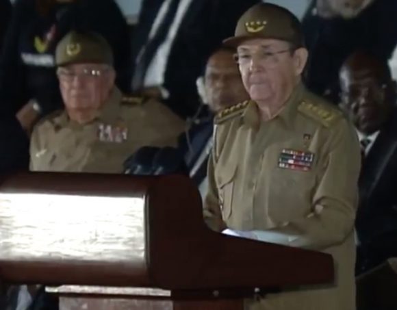 raul-castro-acto