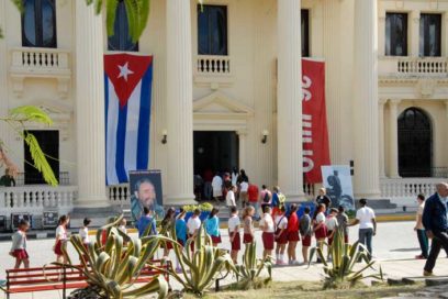 En Villa Clara continúa fervoroso tributo a Fidel