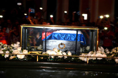 Reanuda marcha hacia el oriente cubano cortejo fúnebre de Fidel