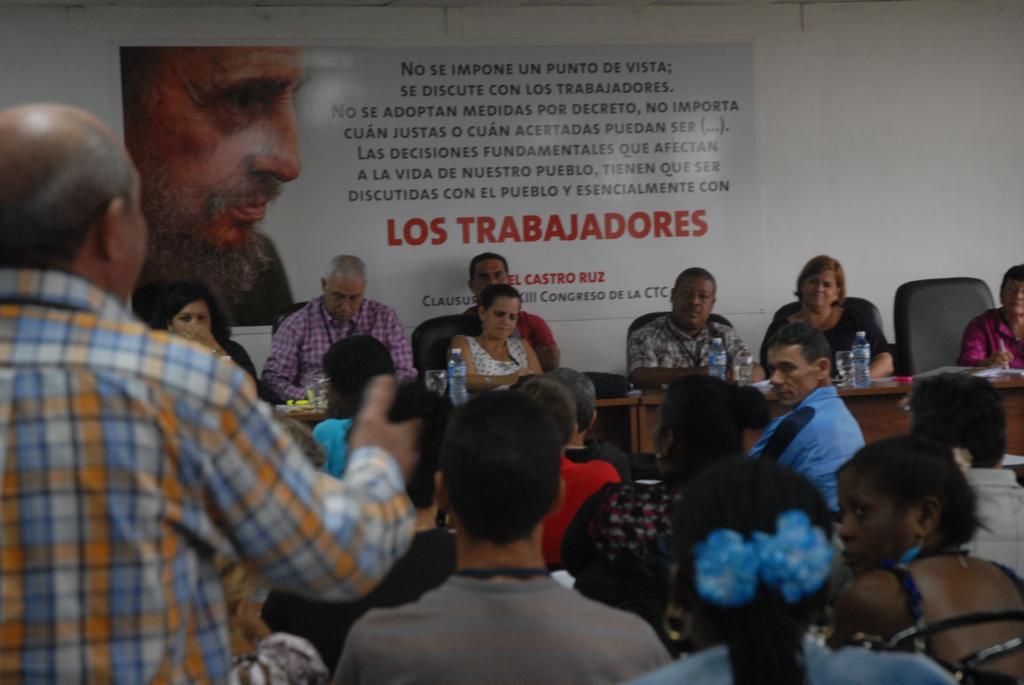 Varias intervenciones se refirieron a la atención del sindicato a los miembros de la Asociación Nacional de Innovadores y Racionalizadores (Anir). Foto: Agustín Borrego Torres