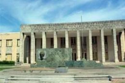 Presentarán el libro La Generación del Milenio