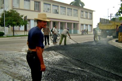 Movimiento Por la senda del Triunfo: Trabajadores de mantenimiento vial cumplen plan con más ahorro