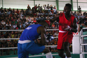 Julio César La Cruz debutó con una demostración muy aplaudida por la afición santiaguera. Foto: César A. Rodríguez