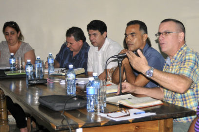Empresa Flora y Fauna debate sobre sus resultados productivos