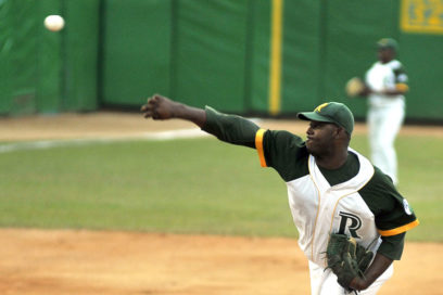 Semifinal beisbolera blindada: ¡los 12 refuerzos!