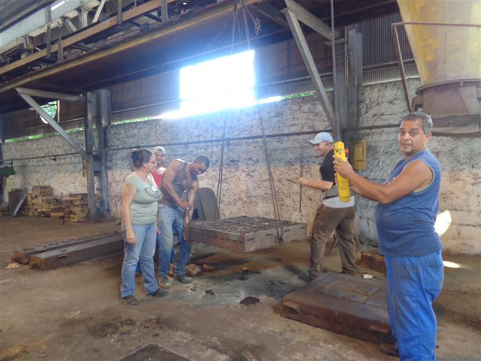 Este taller es decisivo para la eficiencia de las reparaciones de los centrales, pero es imprescindible mejorar las condiciones de trabajo del colectivo.