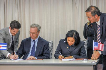 Nuevo acuerdo entre ETECSA y Google mejorará servicios de Internet