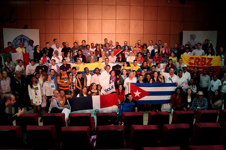 Participantes en el Encuentro de movimientos sociales y fuerzas políticas, evento colateral de la V Cumbre de la Celac. Foto: Cortesía de la entrevistada