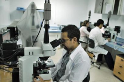 Homenaje sindical a la comunidad científica