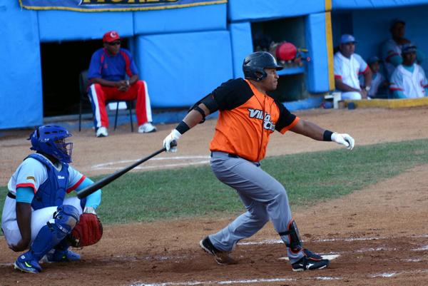 Frederich Cepeda ha rendido como cuarto bate para los Azucareros de Villa Clara ACN FOTO/ Osvaldo GUTIÉRREZ GÓMEZ