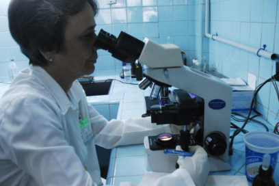 Felicita la FMC a trabajadores de la Ciencia