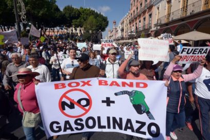 Continúan protestas contra gasolinazo