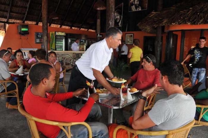 Apoyan con fondo de desarrollo a cooperativas no agropecuarias en Cuba