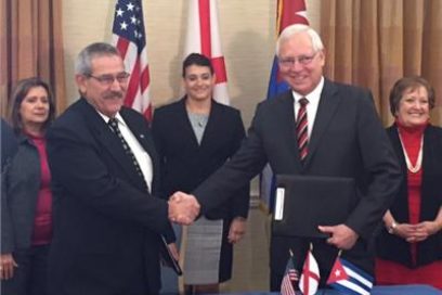 Delegación cubana firma acuerdo con puerto estadounidense