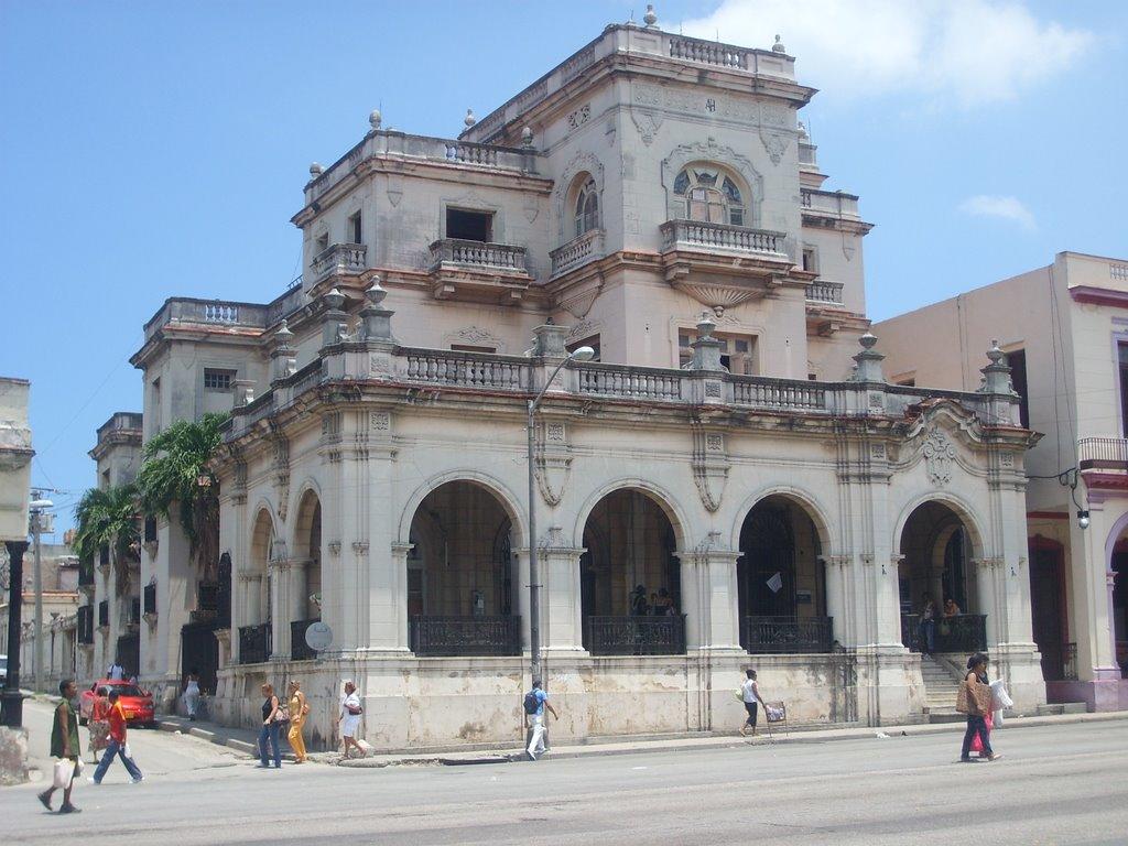 El danzón vive en el corazón de La Habana 
