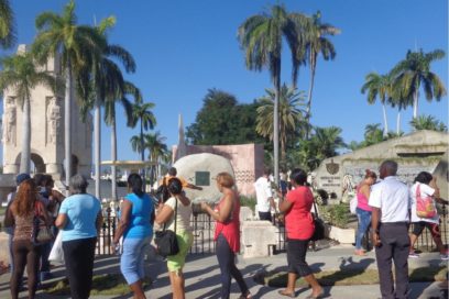 Desde Santiago de Cuba Fidel sigue juntando multitudes