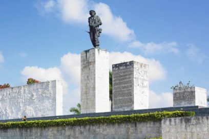 Thousands of Cuban youths will mark 50th anniversary of Che´s death