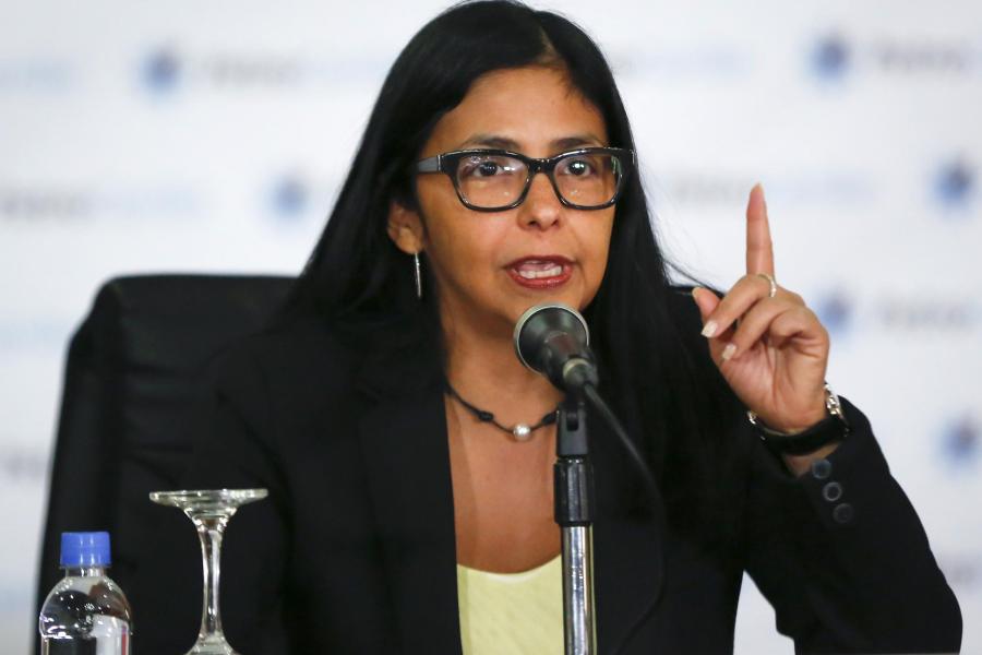 Con Venezuela y contra la OEA