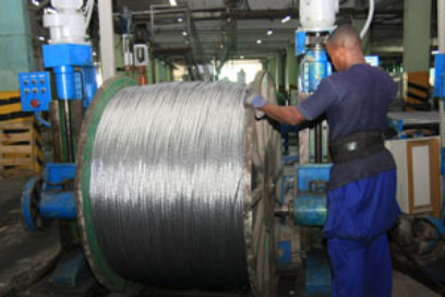 Festejos en importantes industrias cubanas