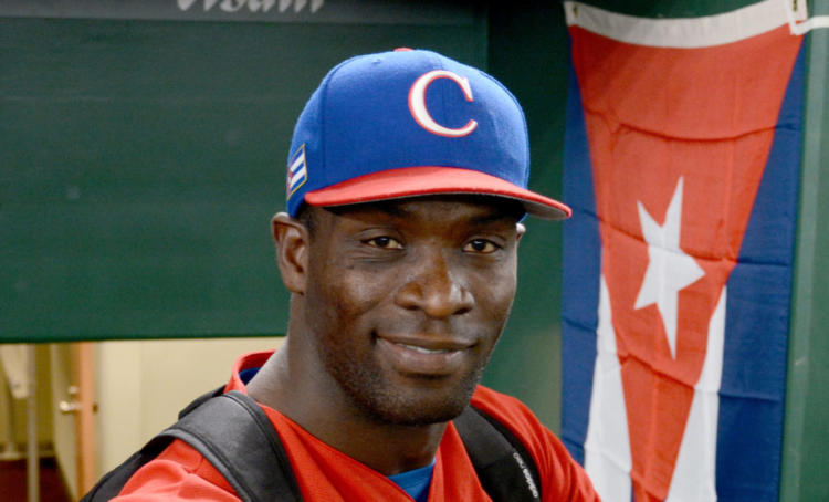 Noelvis Entenza, abridor del primer juego. Foto: Ricardo López Hevia