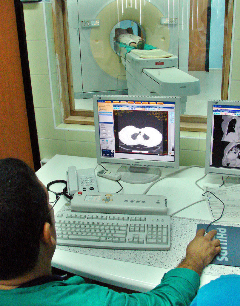 Salario y categoría del hospital