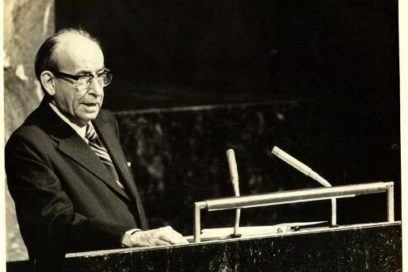 Raúl Roa seguirá siendo el canciller de la dignidad