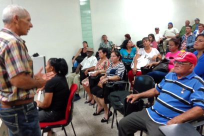 Héroes del Trabajo en centros de interés económico y social