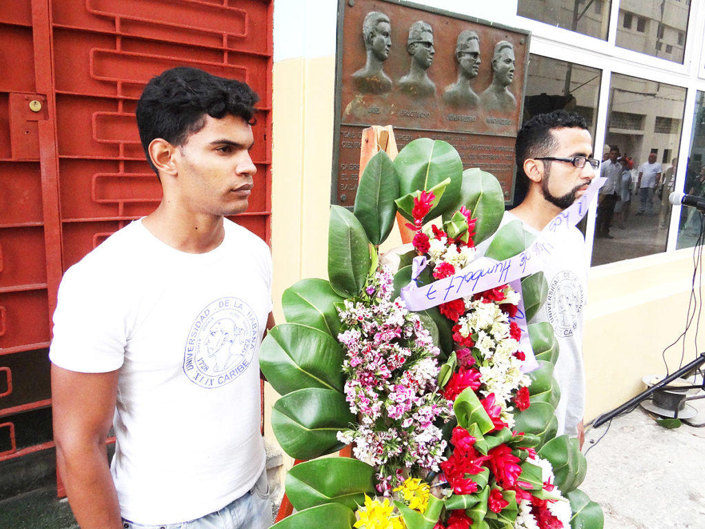 Rinden homenaje a mártires de Humbolt No. 7