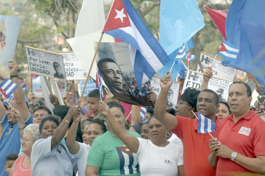 Cada 22 de abril, la tradicional jornada reúne masivamente a hombres y mujeres de la industria petrolera, energética, alimentaria, la salud pública, educación, el puerto y de otras actividades. Foto: Heriberto González Brito