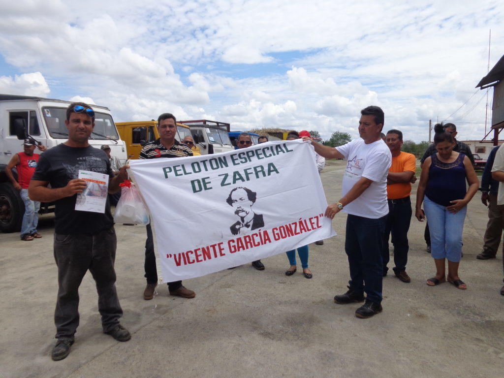 Trabajadores azucareros del central Majibacoa, en la provincia de Las Tunas. Foto: Jorge Pérez Cruz