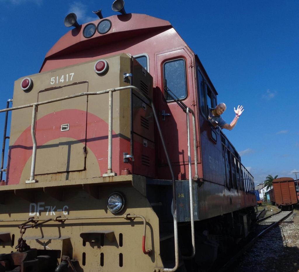 Transportistas en doble festejo. Foto: Miguel Rubiera Jústiz (ACN)