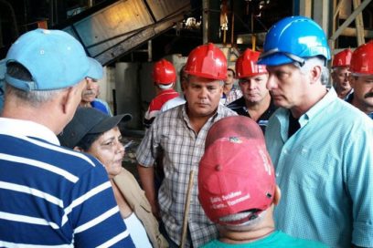 Villa Clara: Díaz Canel calls to up efforts in final phase of sugar harvest