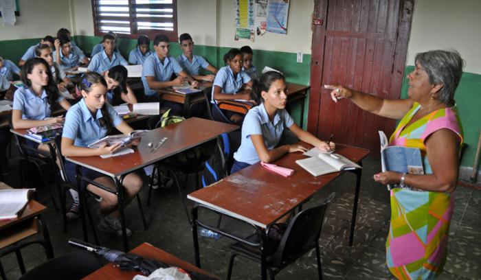 Educación Superior reajusta calendario exámenes de ingreso