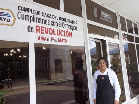 Trabajadores villaclareños preparados a desfilar