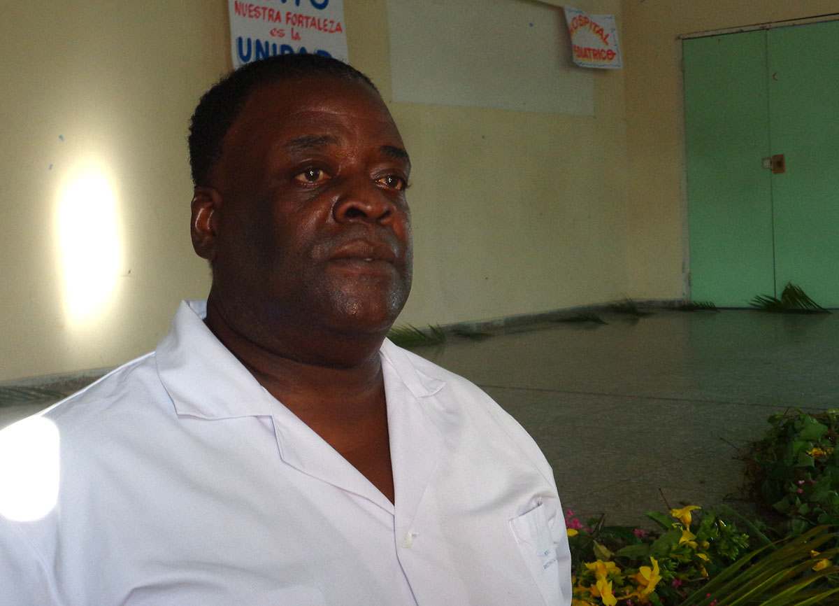 Luis A. Miranda Pérez, Licenciado intensivista y Máster en atención integral al niño. Foto: Eduardo González Martínez