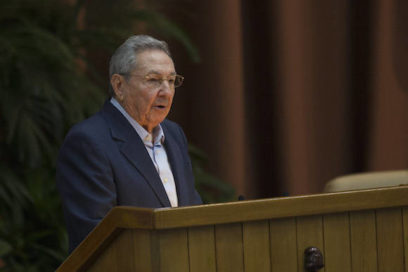 Envía Raúl mensaje de felicitación a Lenín Moreno