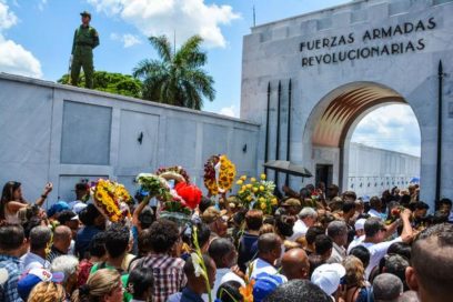 Sepultan restos de militares fallecidos en accidente aéreo (+Fotos)