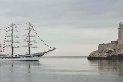 Arribó a La Habana buque escuela venezolano Simón Bolívar