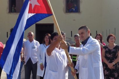 Abanderan delegación yumurina a Conferencia Nacional de la Salud