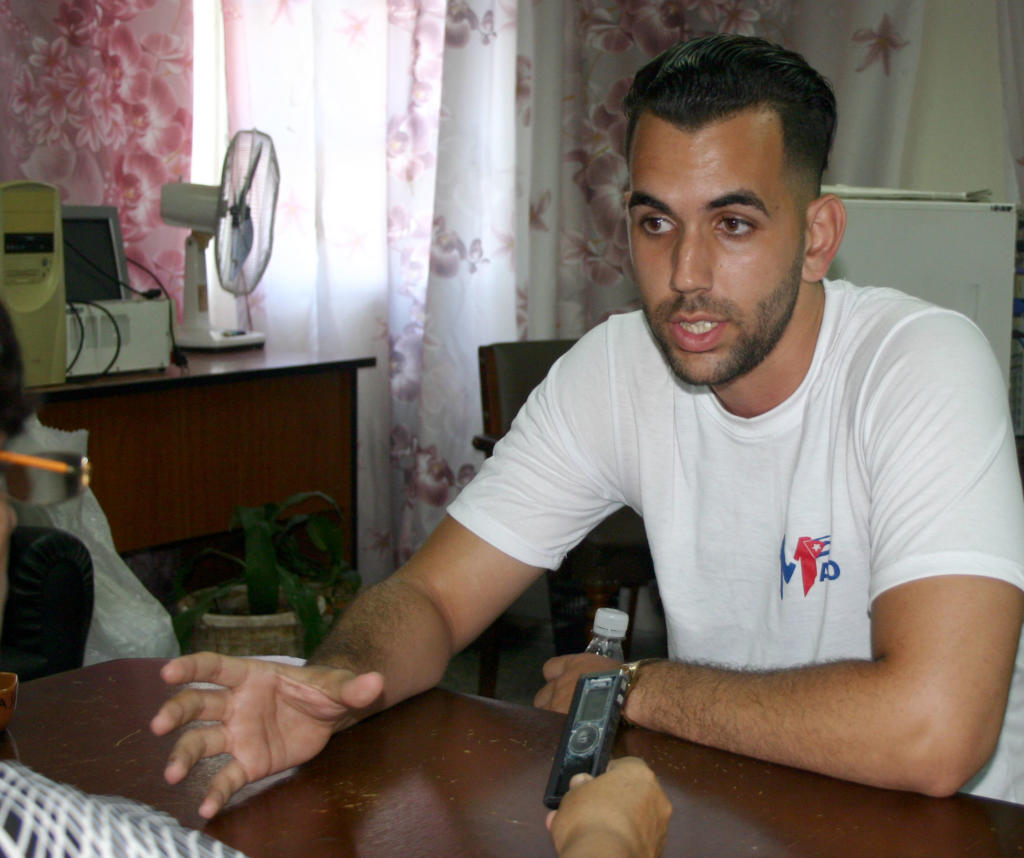 Apoyar siempre a la Revolución