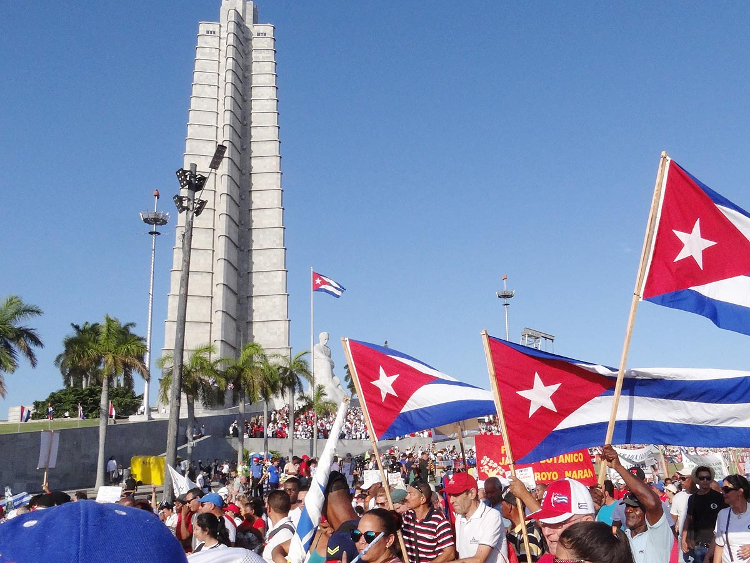 Desfile 1ro de Mayo 2017 en la Plaza de a Revolución. La Habana 1 de Mayo 2017. Foto: Eddy Martin Díaz.