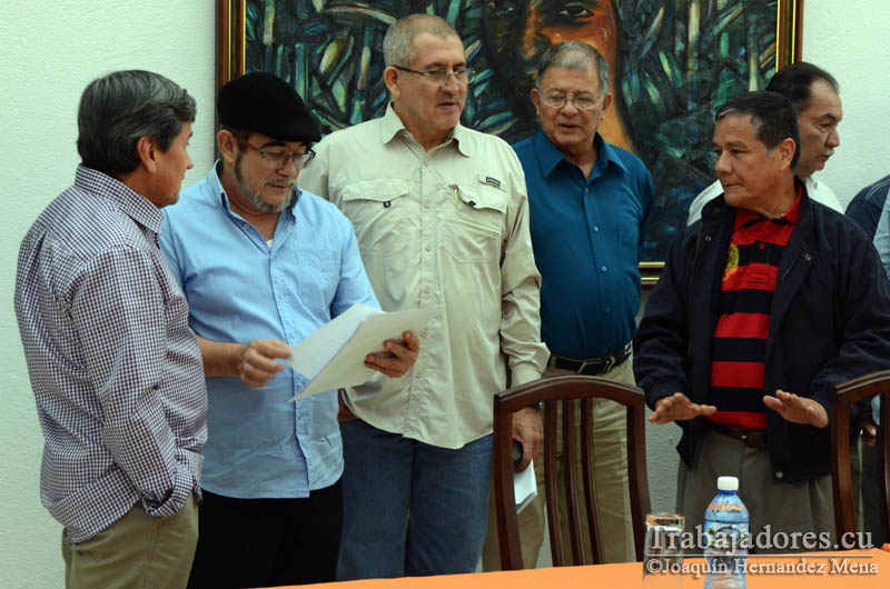 Guerrillas colombianas reafirman en La Habana voluntad de paz (+ Fotos)