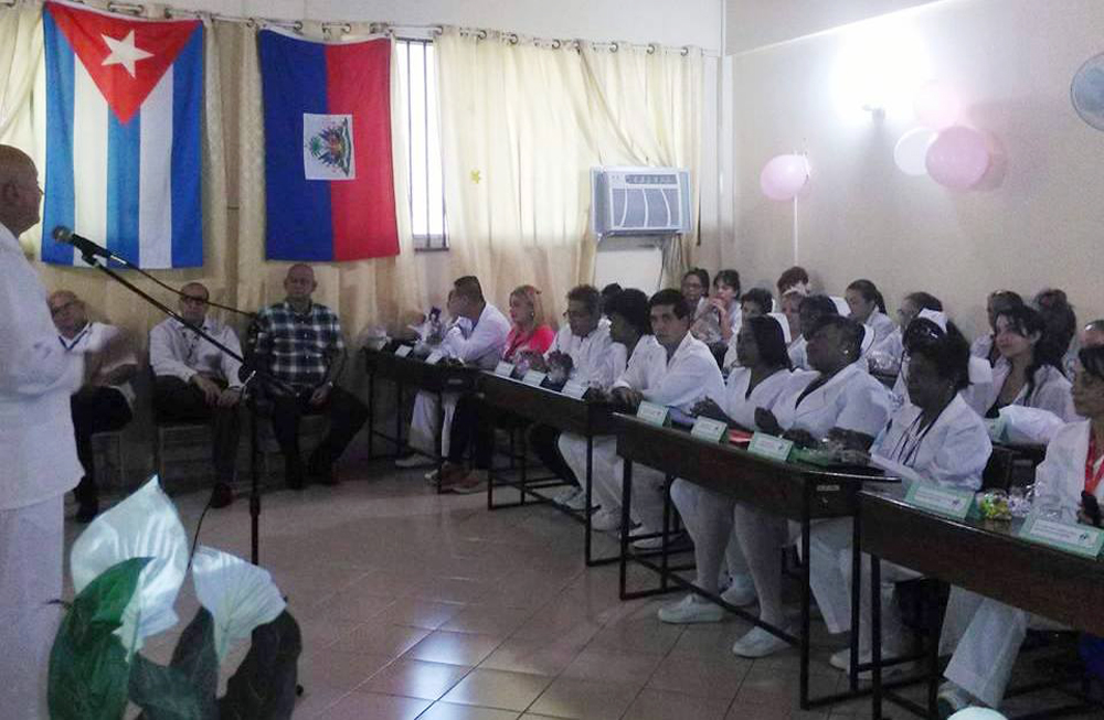 Celebraron colaboradores cubanos en Haití Día Internacional de la Enfermería
