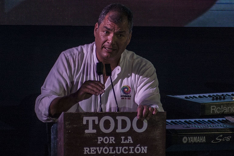 “Jóvenes, ustedes son la esperanza de la Patria Grande”