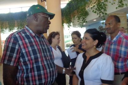 Llama Salvador Valdés a planificar para cumplir