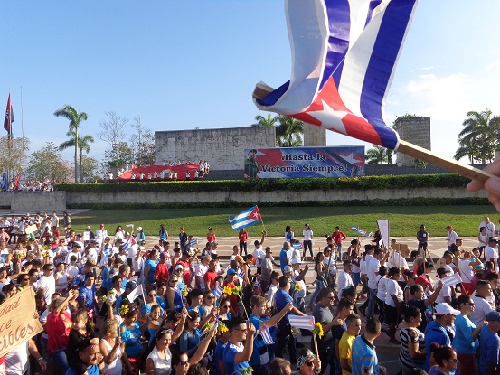 Desfile en la Plaza de la Revolución Ernesto Guevara